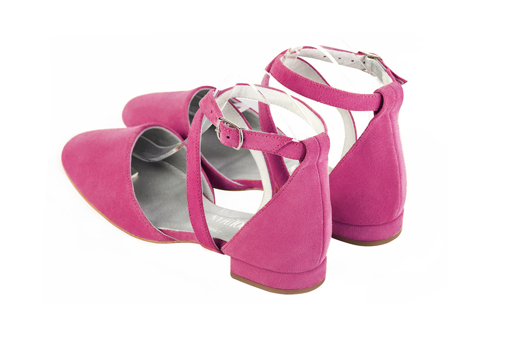 Fuschia pink women's ballet pumps, with flat heels. Round toe. Flat block heels. Rear view - Florence KOOIJMAN